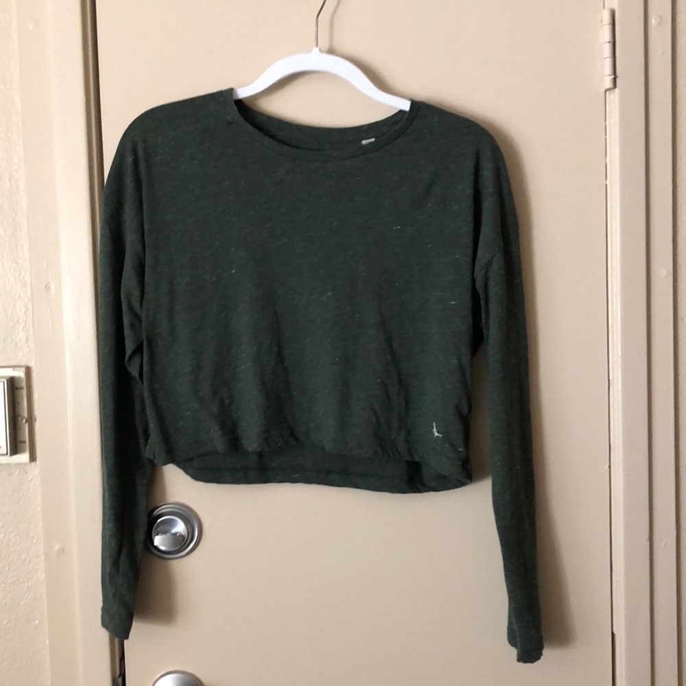 Green cropped long sleeve
